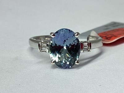 Lot 266 - The Genuine Gemstone Company; A 14ct White...