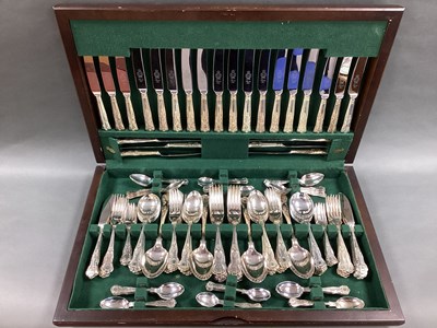 Lot 10 - A Twelve Setting Canteen of Kings Pattern...