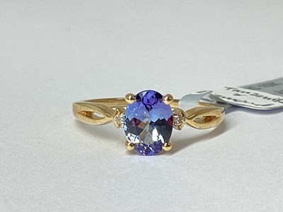 Lot 264 - The Genuine Gemstone Company; A 9ct Gold...
