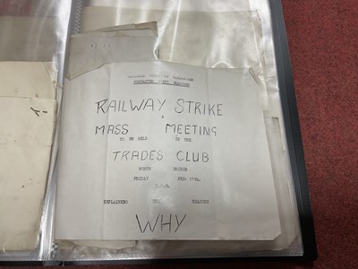 Lot 314 - Railwayana - A LNER 10 Ton Wagon Plate -...