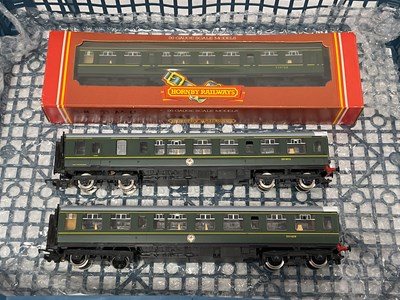 Lot 563 - A Hornby 00 gauge three-car diesel multiple...