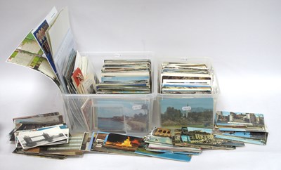 Lot 1446 - Collectables, including very large collection...