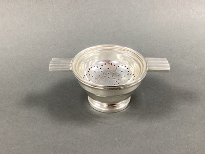 Lot 61 - A Hallmarked Silver Tea Strainer on Stand, SLd,...