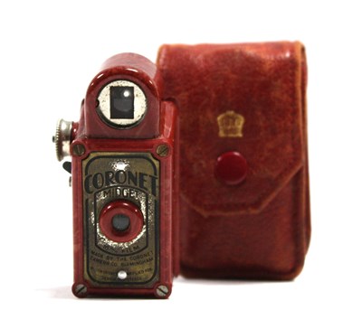 Lot 798 - Coronet Midget Camera, 16mm Film, made by The...