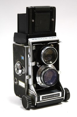Lot 914 - Mamiya C33 Professional TLR Camera, with...