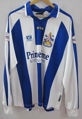 Lot 489 - Huddersfield Town Match Worn 'Voi' Home Shirt...