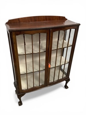 Lot 1535 - XX Century Mahogany Display Cabinet, with a...