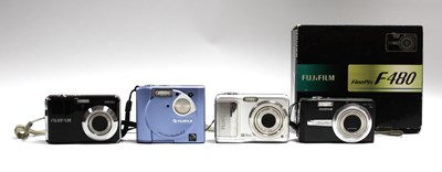 Lot 767 - Fujifilm Finepix Digital Comapct Cameras F480...