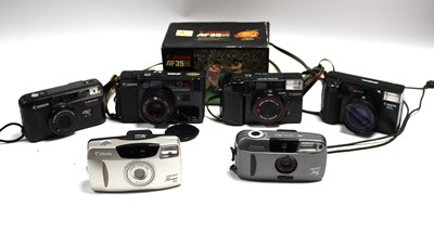 Lot 902 - Canon 35mm Compact Film Cameras Canon AF35M...