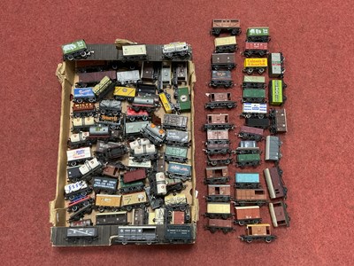 Lot 403 - Approximately eighty 00 gauge steam era wagons...