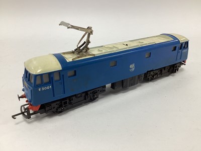 Lot 697 - A Triang OO Gauge E3001 Locomotive, playworn,...