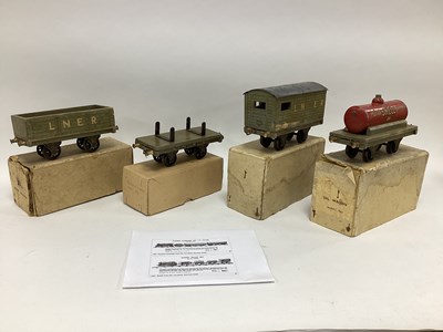 Lot 683 - Four pre-war Bowman O gauge rolling stock,...