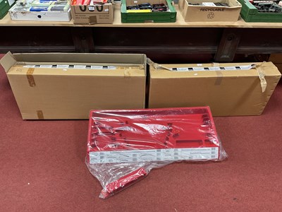 Lot 392 - Two boxed Hornby 00 gauge track...