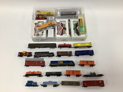 Lot 764 - An Atlas N gauge SD60 diesel as "CSX 8757" and...
