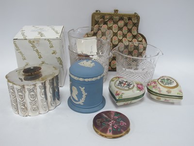 Lot 1221 - A XIX Century Carved Coquilla Nut egg Wedgwood...