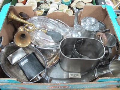 Lot 1107 - Metalware, including pewter ware (large...