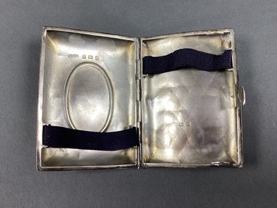 Lot 62 - A Hallmarked Silver Floral Patterned Cigarette...
