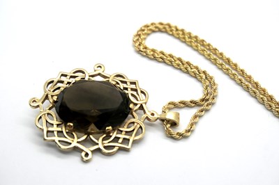 Lot 383 - A Large 9ct Gold Smoky Quartz Single Stone...