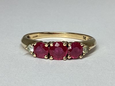 Lot 81 - A Modern Stone Set Dress Ring, claw set...