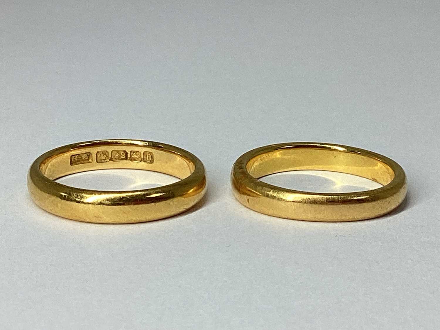 Lot 68 - A 22ct Plain Wedding Band, (finger size K,...