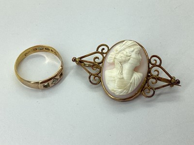 Lot 149 - An Antique Shell Carved Cameo Bar Brooch, the...