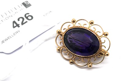 Lot 426 - A 9ct Gold Amethyst Single Stone Brooch, oval...