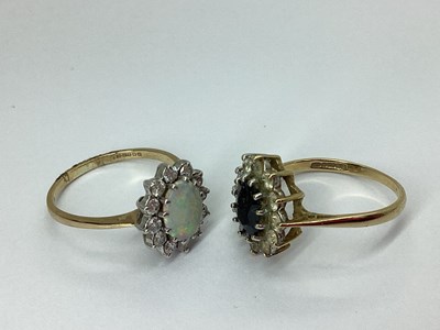 Lot 85 - Two 9ct Gold Flowerhead Style Cluster Rings,...