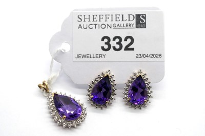 Lot 332 - A Pair of Modern 9ct Gold Pear Shape Cluster...