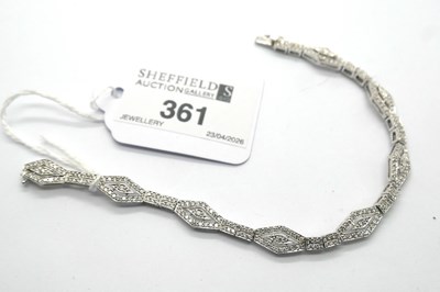 Lot 361 - An Art Deco Style Modern 18ct White Gold...