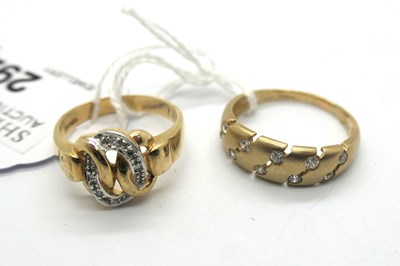 Lot 292 - A 9ct Gold Ring, illusion set pierced design...