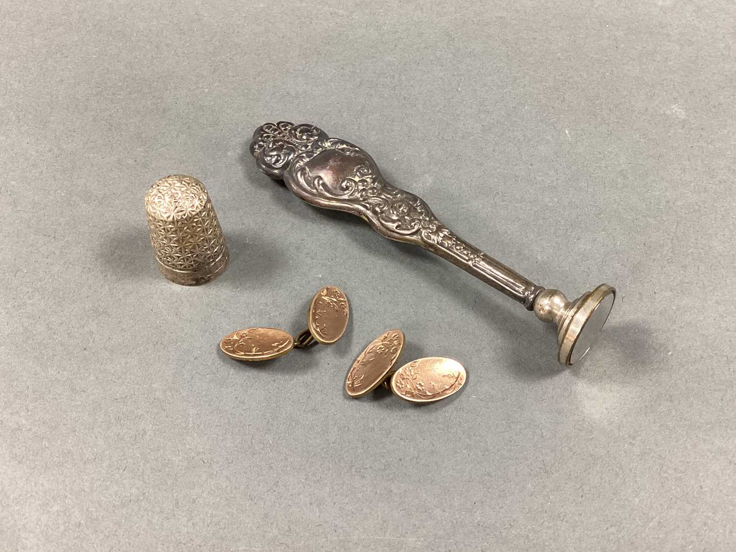 Lot 56 - A Chester Hallmarked Silver Thimble, textured...