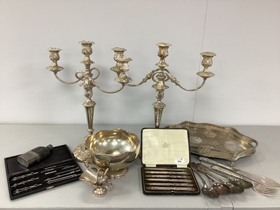 Lot 224 - Mappin & Webb; A Cased Set of Six Knives, the...