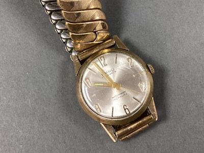 Lot 242 - A 9ct Gold Cased Gent's Wristwatch, the...