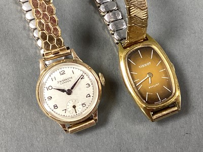 Lot 249 - A 9ct Gold Cased Ladies Wristwatch, the...
