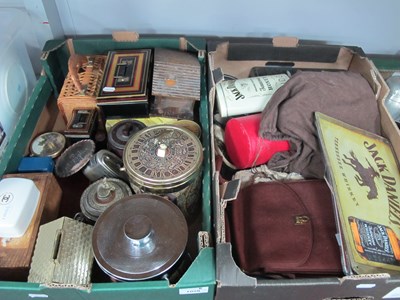 Lot 1028 - Collectables, including quantity of vintage...