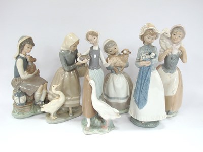 Lot 1185 - Collection of six Spanish Lladro and Nao...
