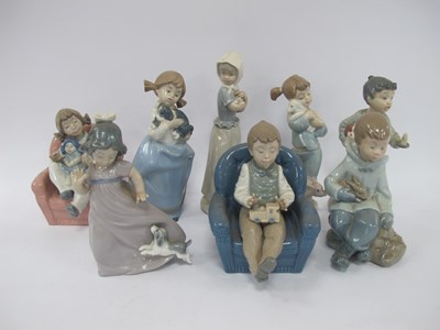Lot 1253 - Collection of Eight Spanish Nao Porcelain...