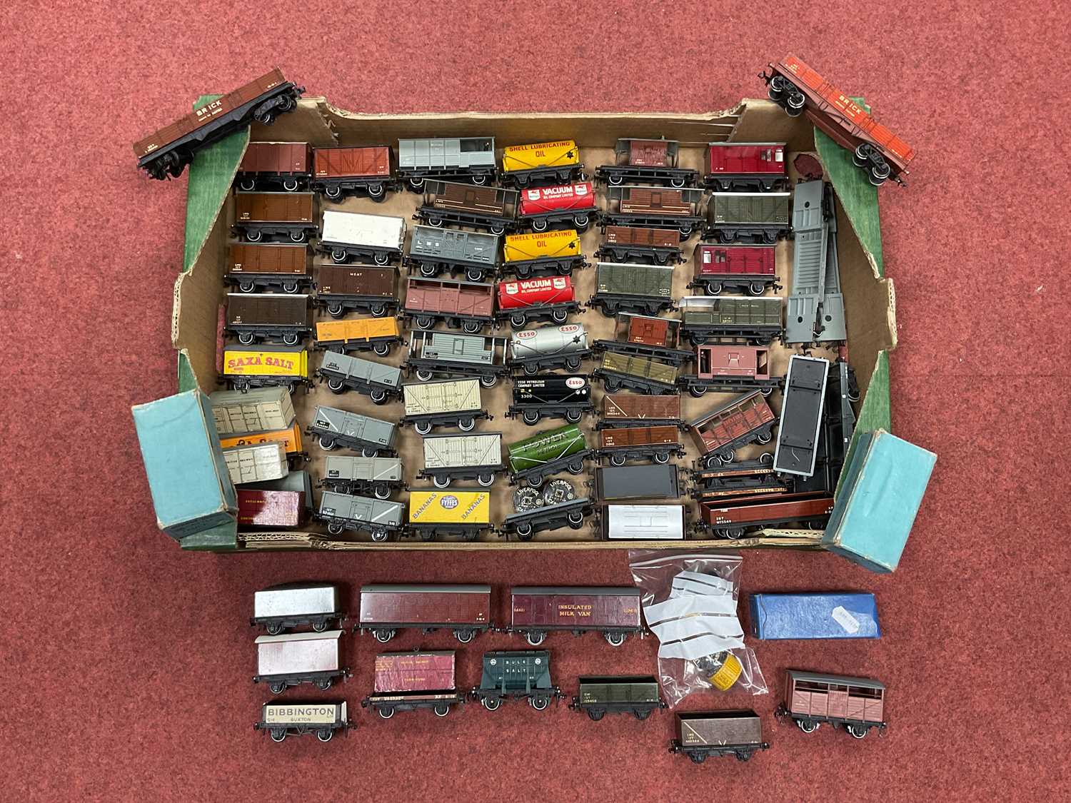 Lot 357 - Approximately Seventy-Five 'OO' Gauge/4mm...