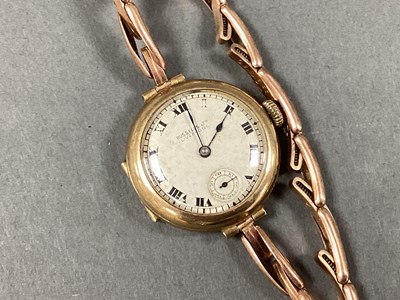 Lot 250 - A 9ct Gold Cased Ladies Wristwatch, the...