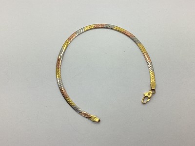 Lot 137 - A Flat Link Tri-Colour Bracelet, stamped "375",...