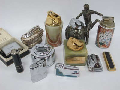 Lot 1384 - A Collection of Vintage Table and Pocket...
