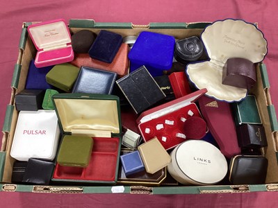 Lot 233 - A Quantity of Assorted Empty Jewellery Boxes :-...