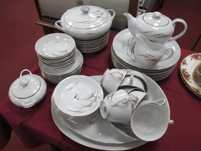 Lot 1198 - Sone Japan '453' Tableware of approx 55 pieces.