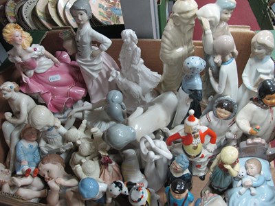 Lot 1031 - Ceramic Figurines, including 1988 Cinderella...