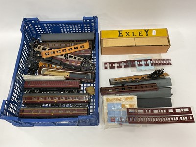 Lot 537 - Two Exley 'OO' Gauge/4mm LMS Maroon Brake/3rd...