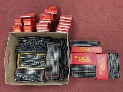 Lot 416 - A Large Quantity of Triang 'OO' Gauge...