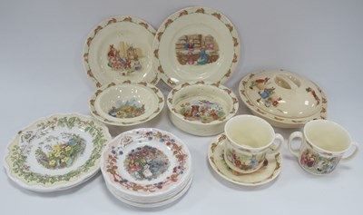 Lot 1169 - Royal Doulton tableware and display plates,...