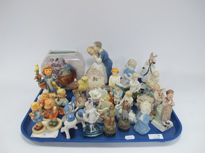 Lot 1233 - Mixed collection of ceramics and figures,...