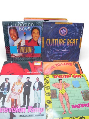 Lot 799 - Lot of 100+ Dance, House and Pop 12" Singles,...
