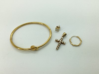Lot 110 - A Modern Cross Pendant, of uniform design,...